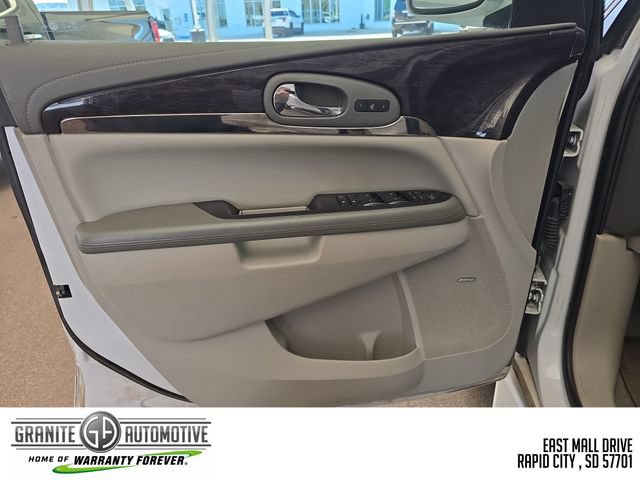Used 2017 Buick Enclave Premium w/ Experience Buick Package FWD image 10