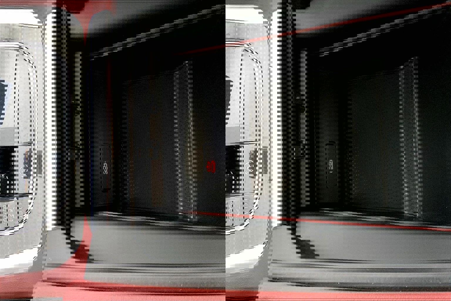 Certified 2024 BMW X6 xDrive40i w/ Premium Package image 35