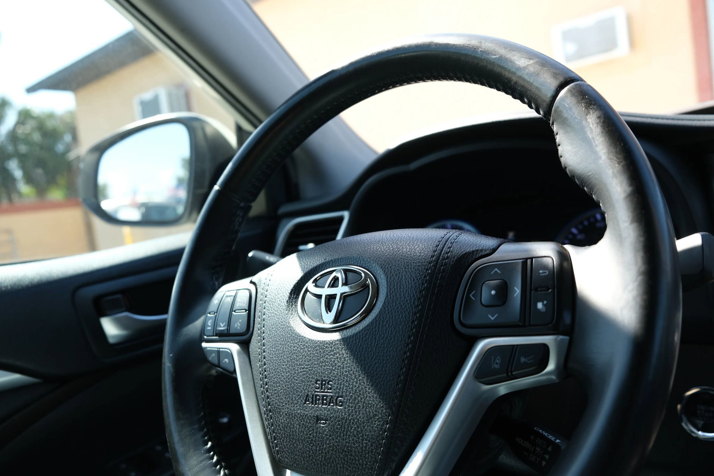 Used 2019 Toyota Highlander XLE image 44