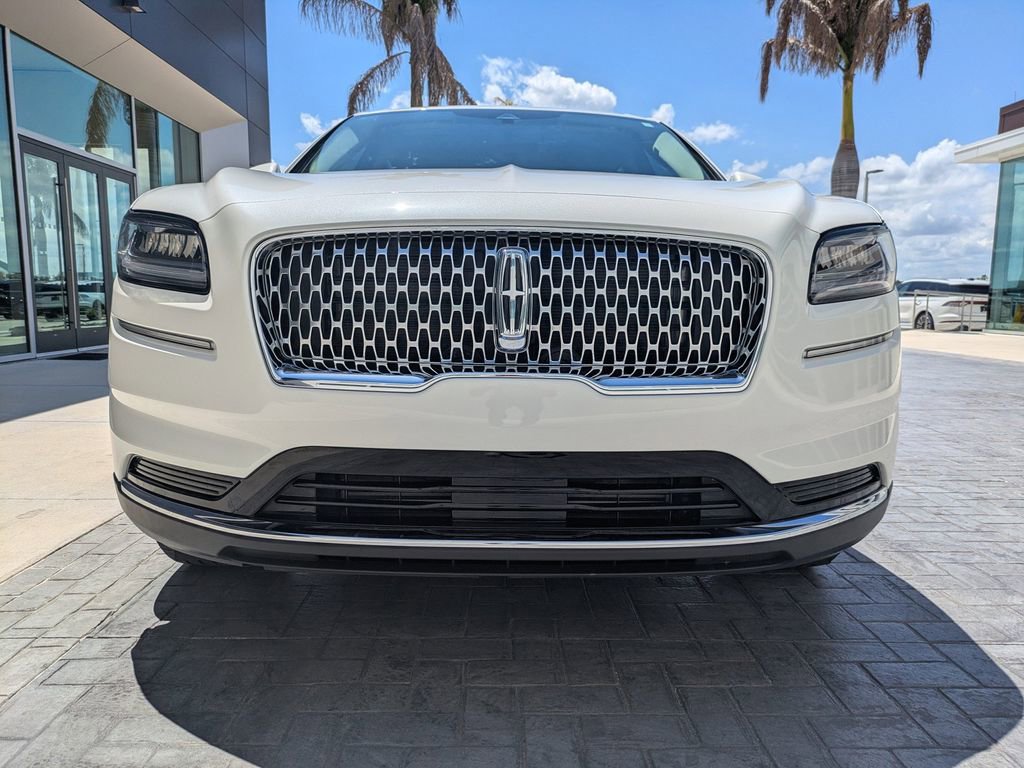 Certified 2023 Lincoln Nautilus Reserve w/ Luxury Package AWD/4WD image 10