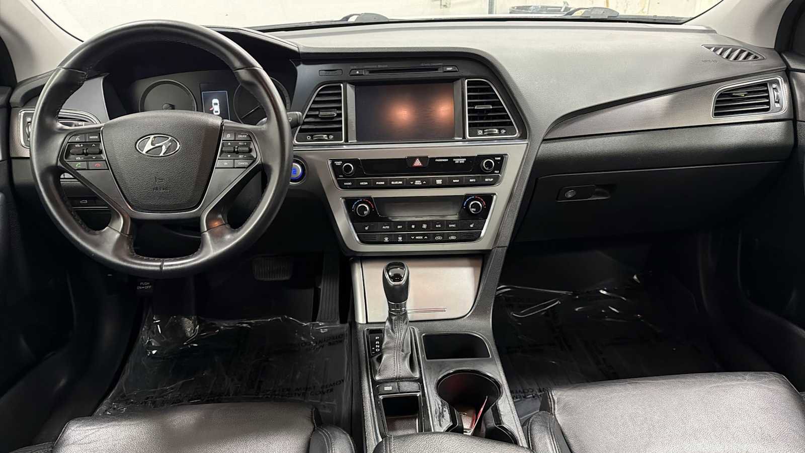 Used 2015 Hyundai Sonata Sport w/ Option Group 04 FWD image 26
