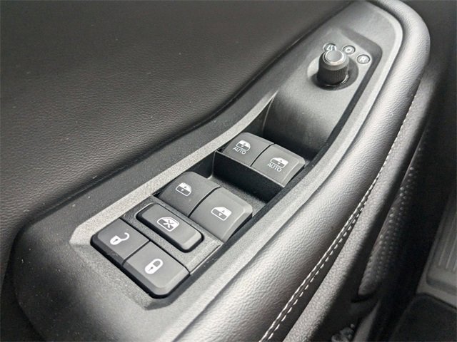 New 2025 Jeep Grand Cherokee L Laredo image 21