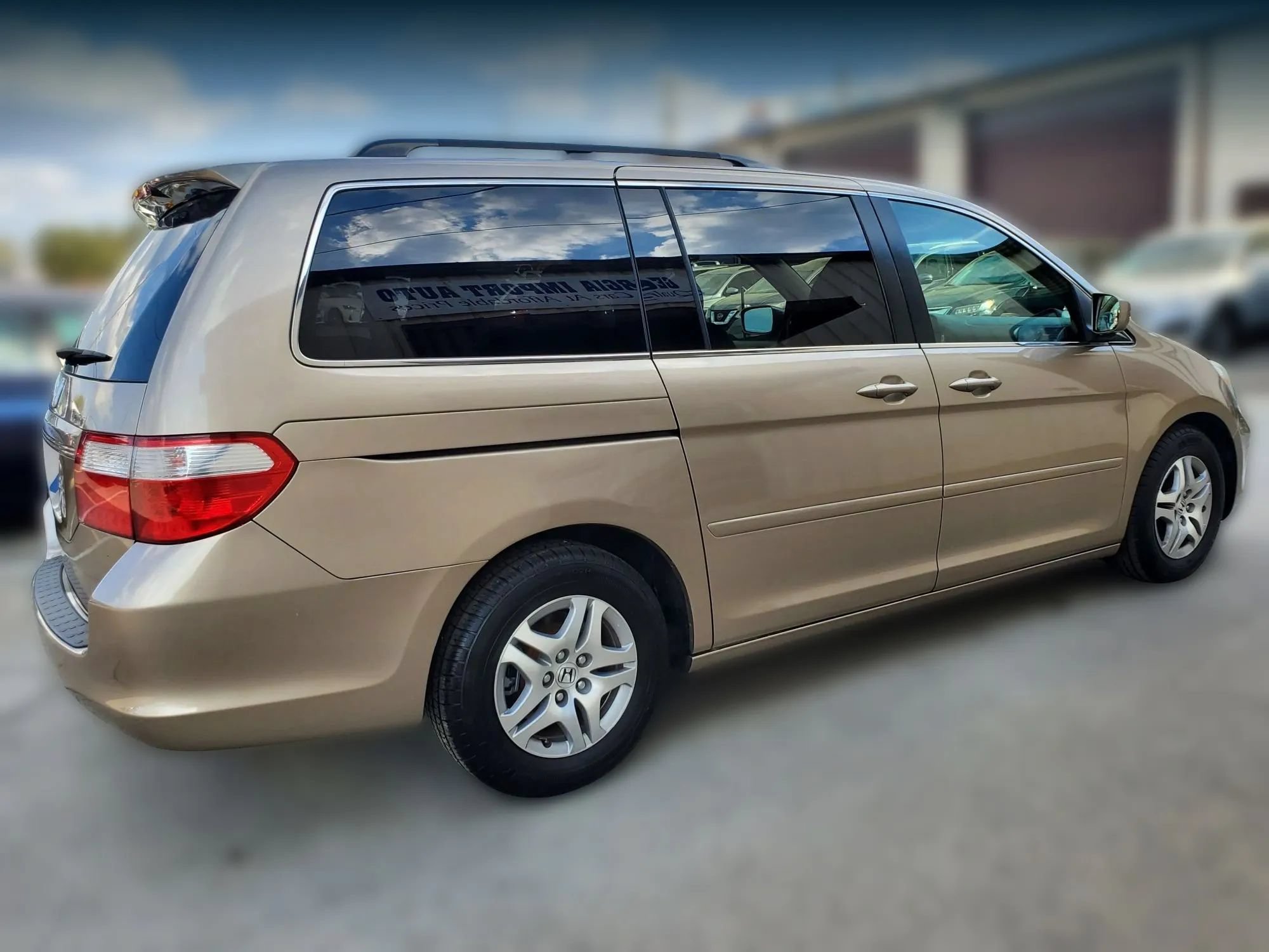 Used 2005 Honda Odyssey EX-L image 10
