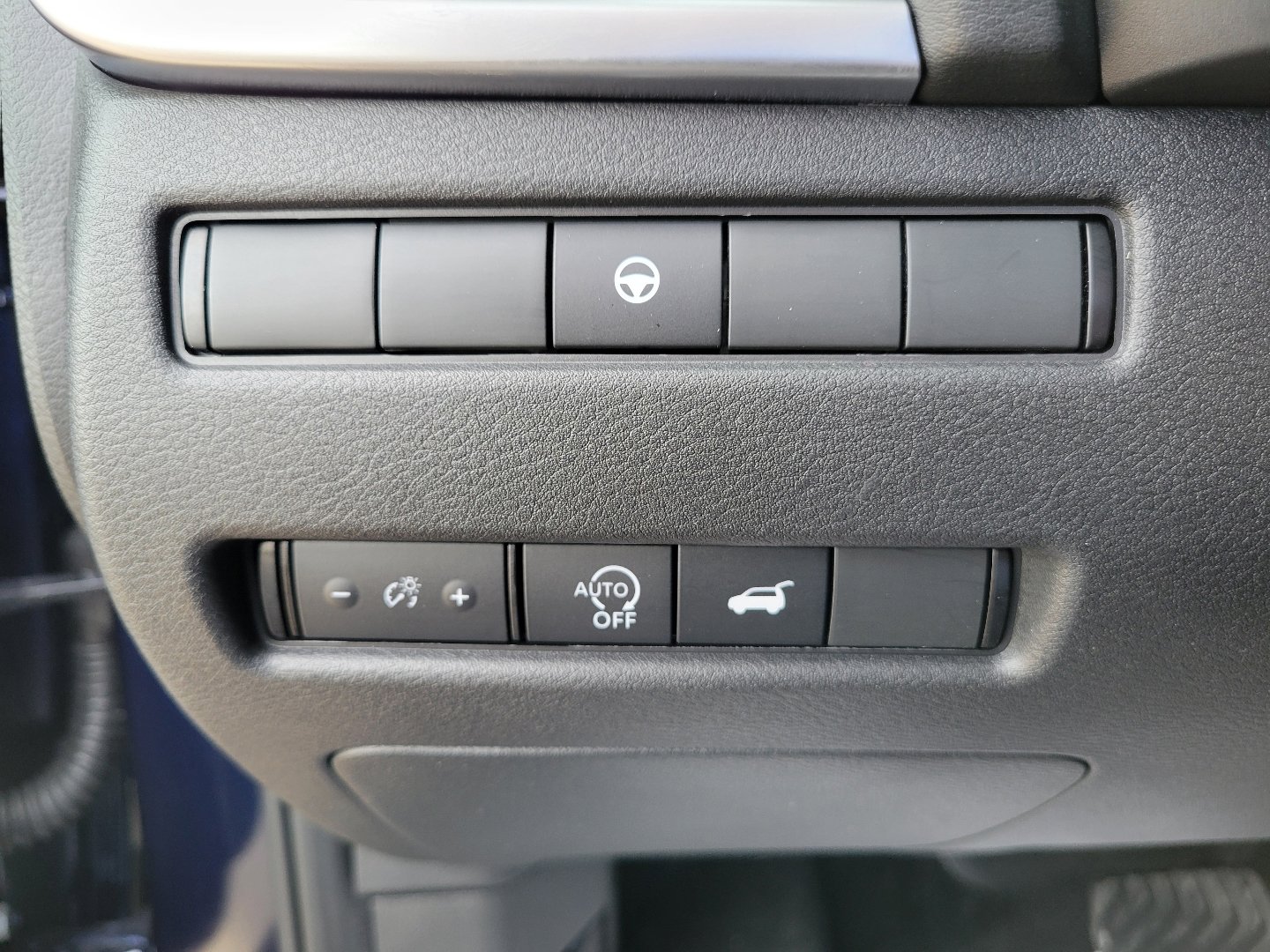 Certified 2025 Nissan Rogue SL AWD/4WD image 20