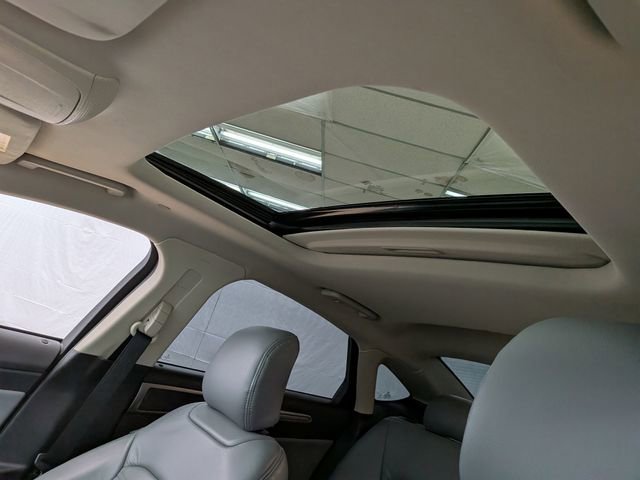 Used 2020 Ford Fusion SE image 19