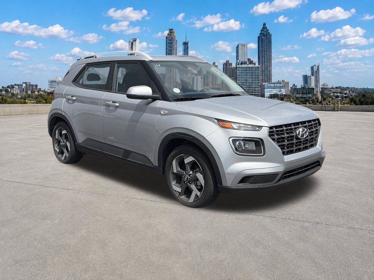 Used 2026 Hyundai Venue SEL FWD image 30