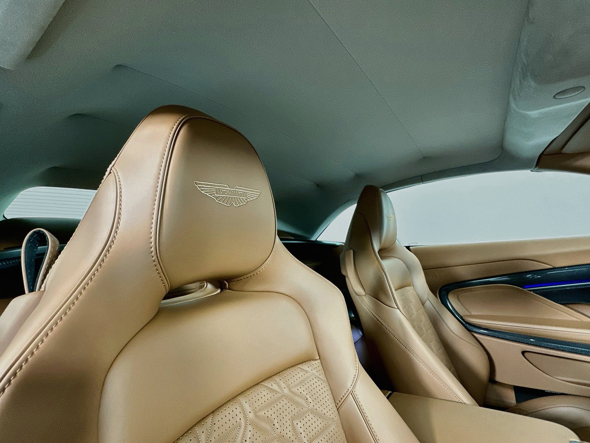 New 2026 Aston Martin Vanquish Convertible RWD image 20