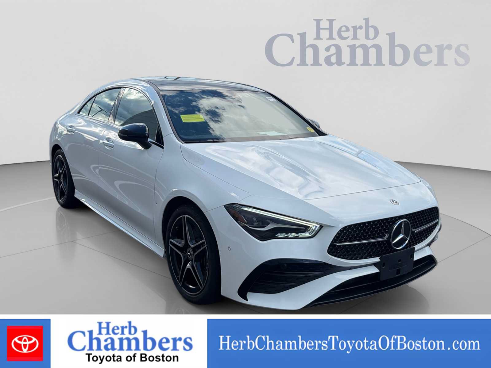 Used 2024 Mercedes-Benz CLA 250 4MATIC image 1