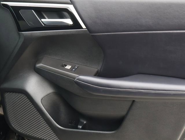 Used 2024 Mitsubishi Outlander SE Black Edition FWD image 15