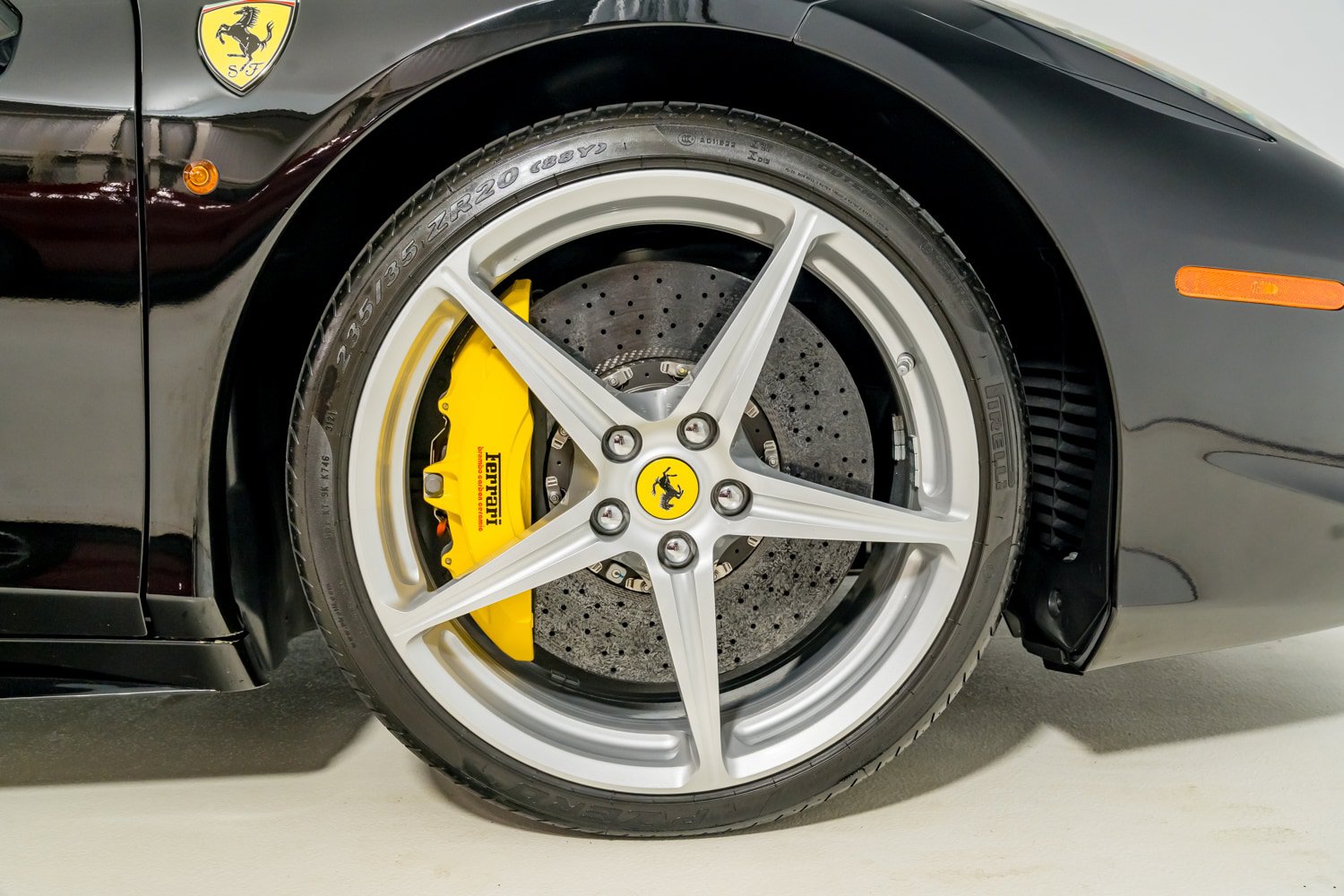 Used 2010 Ferrari 458 Italia Coupe RWD image 14