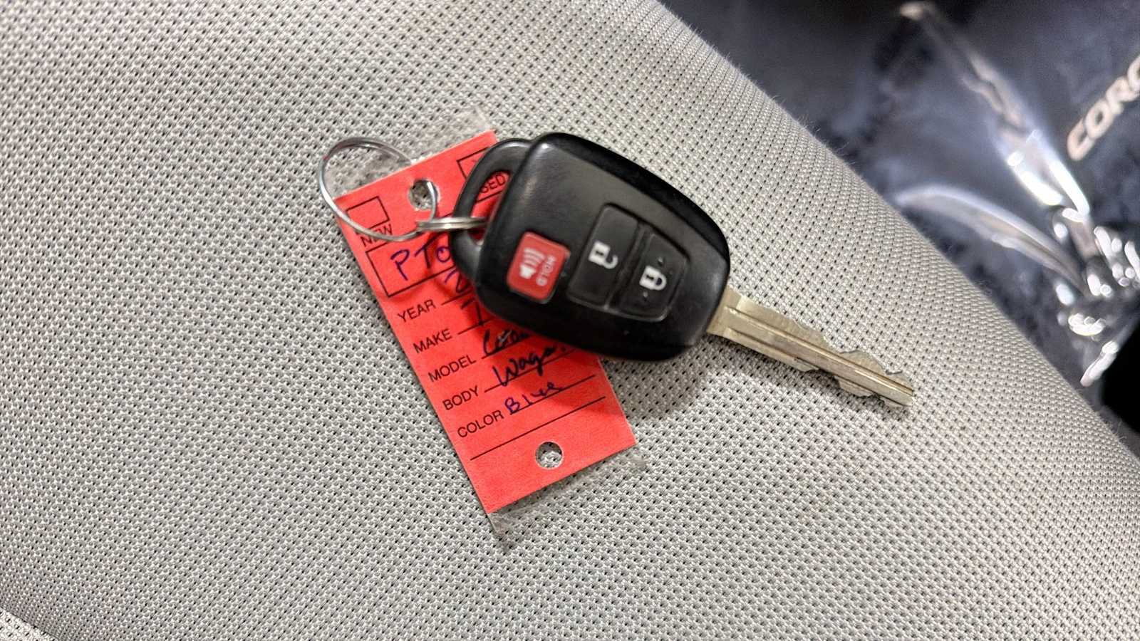 Certified 2022 Toyota Corolla Cross L FWD image 30