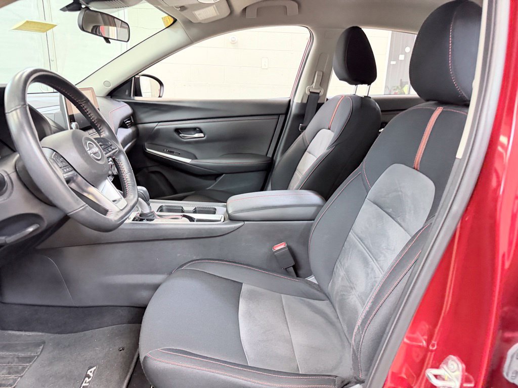 Used 2024 Nissan Sentra SR FWD image 12