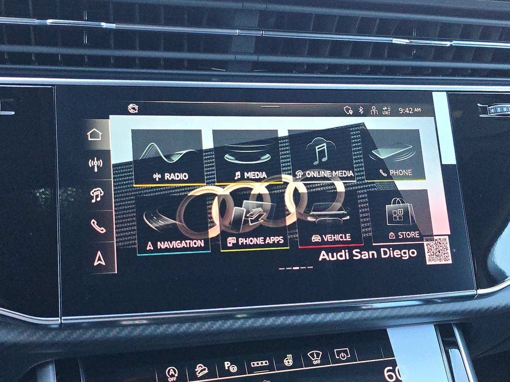 New 2026 Audi SQ7 Prestige AWD/4WD image 25