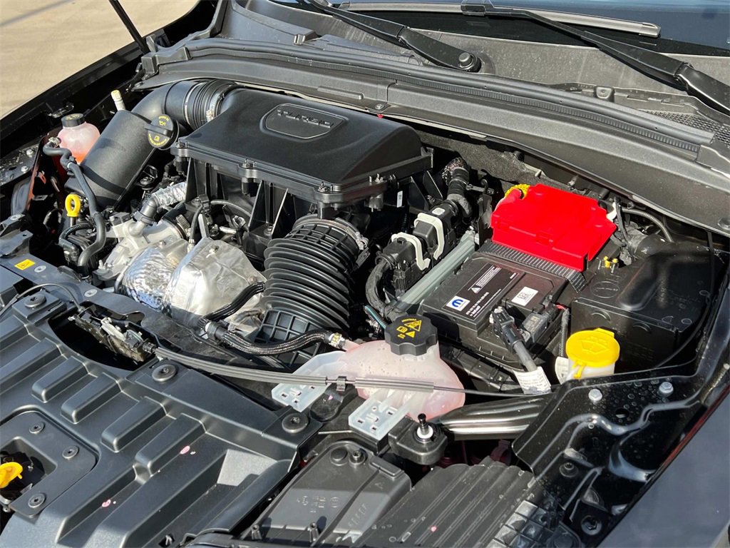 New 2025 Alfa Romeo Tonale image 9