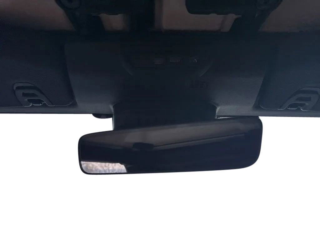 Used 2019 Jeep Wrangler Unlimited Rubicon w/ Dual Top Group AWD/4WD image 14