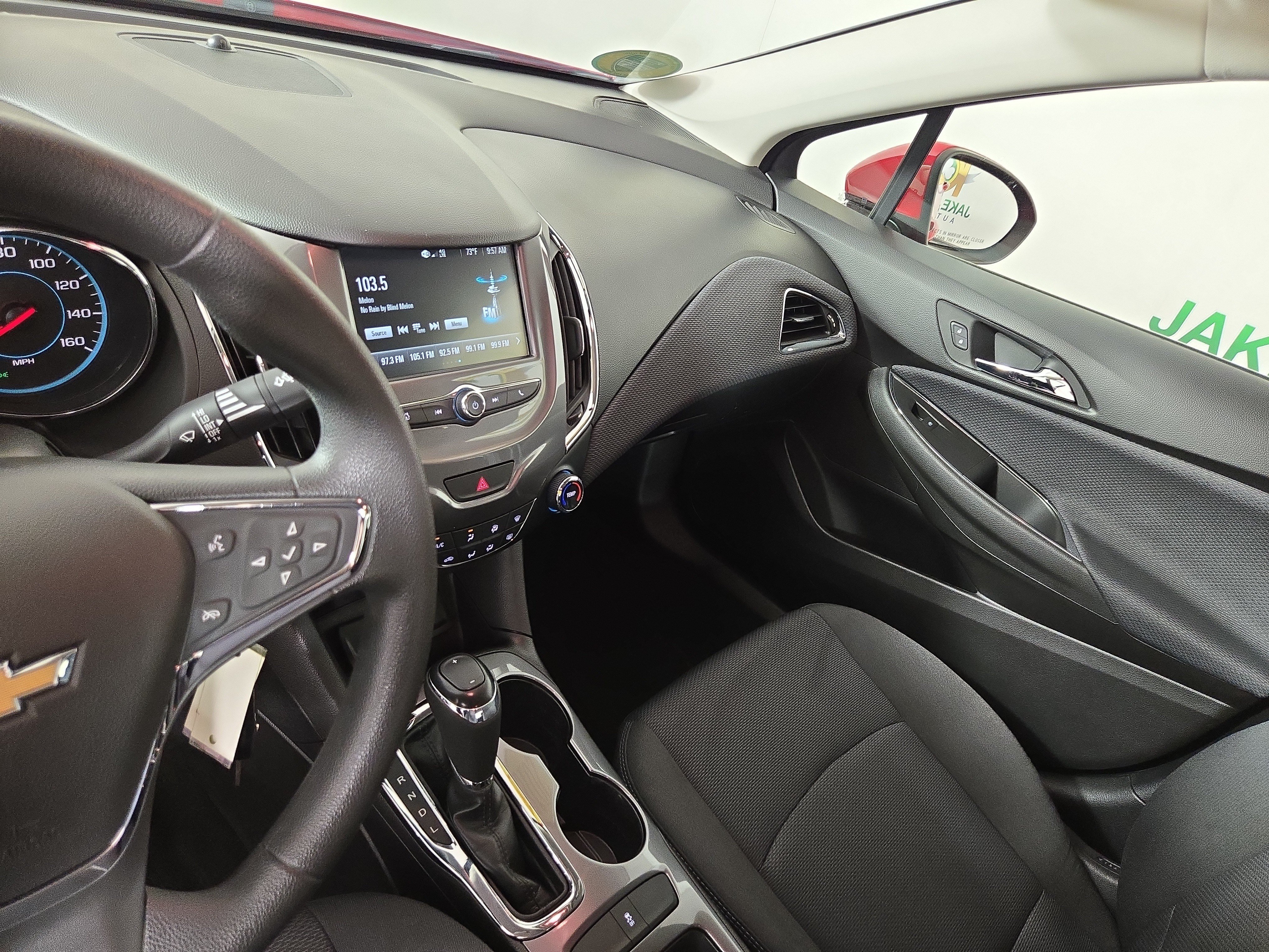 Used 2018 Chevrolet Cruze LT FWD image 23