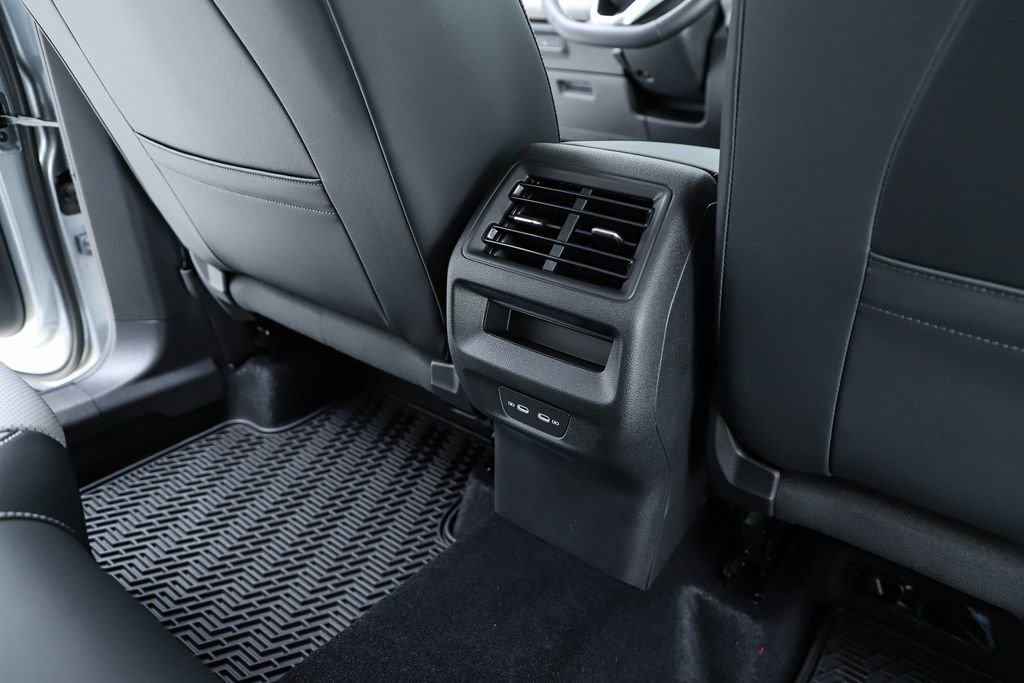 New 2026 Volkswagen Tiguan SE image 75