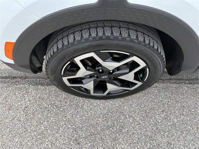 Used 2022 Hyundai Santa Cruz Limited image 11