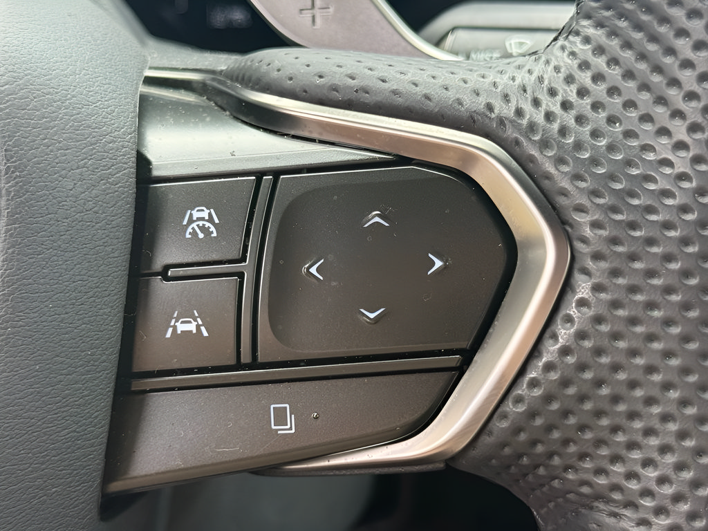 Used 2026 Lexus TX 500h AWD w/ Technology Package image 18