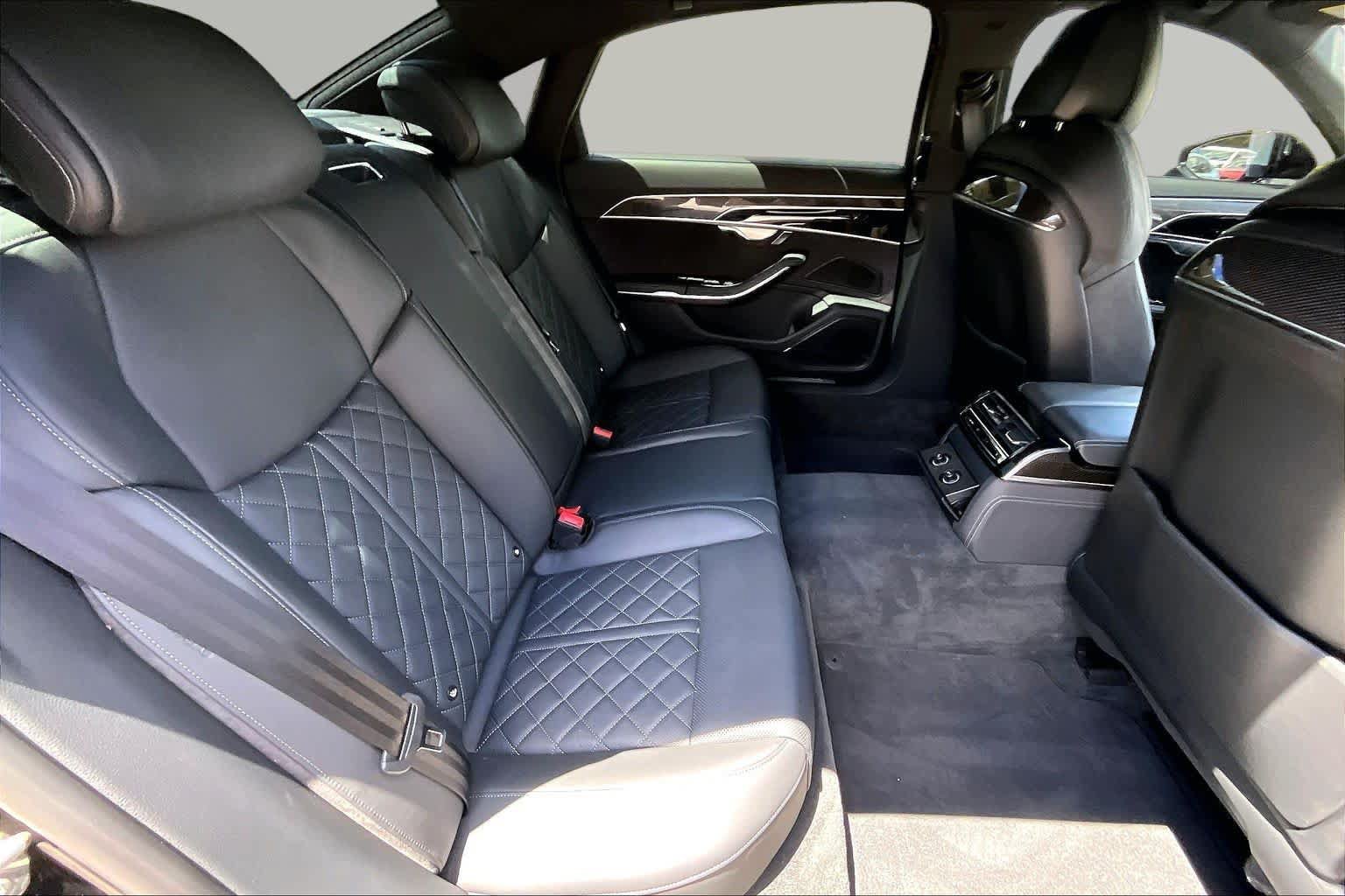 Used 2022 Audi S8 w/ S8 Executive Package AWD/4WD image 20