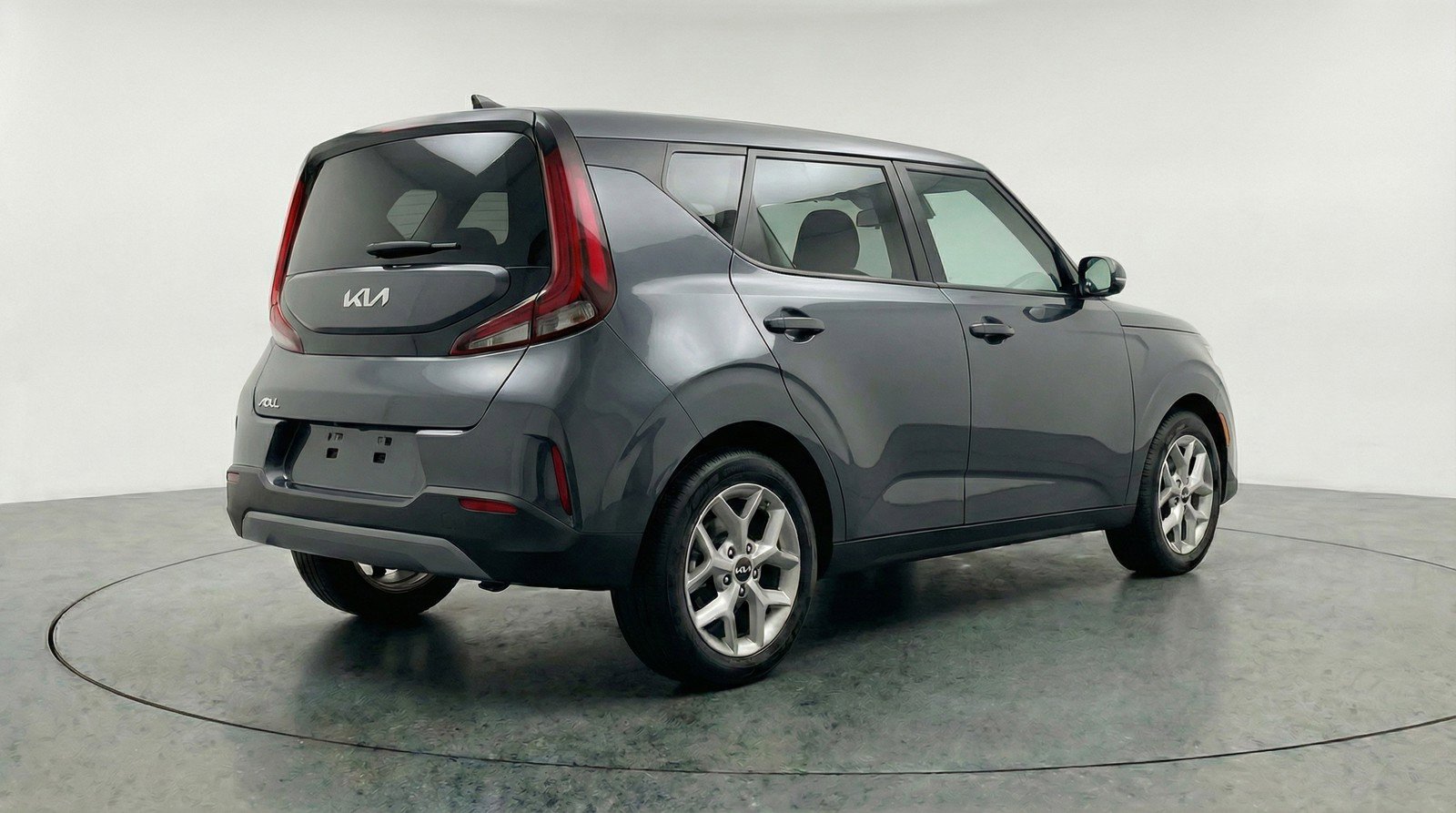 Used 2025 Kia Soul LX w/ LX Technology Package FWD image 9