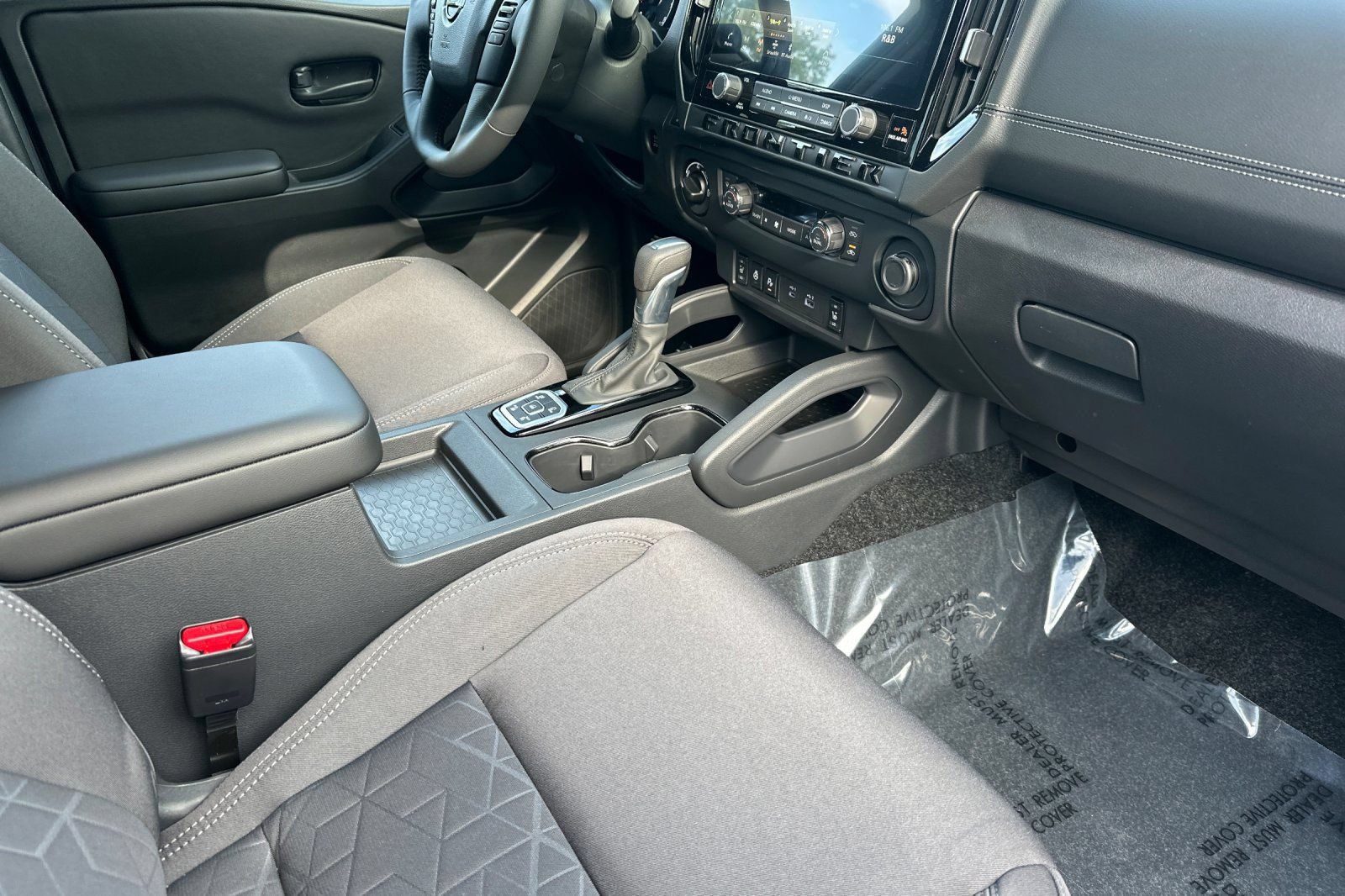 New 2026 Nissan Frontier SV w/ All-Weather Content Package AWD/4WD image 18