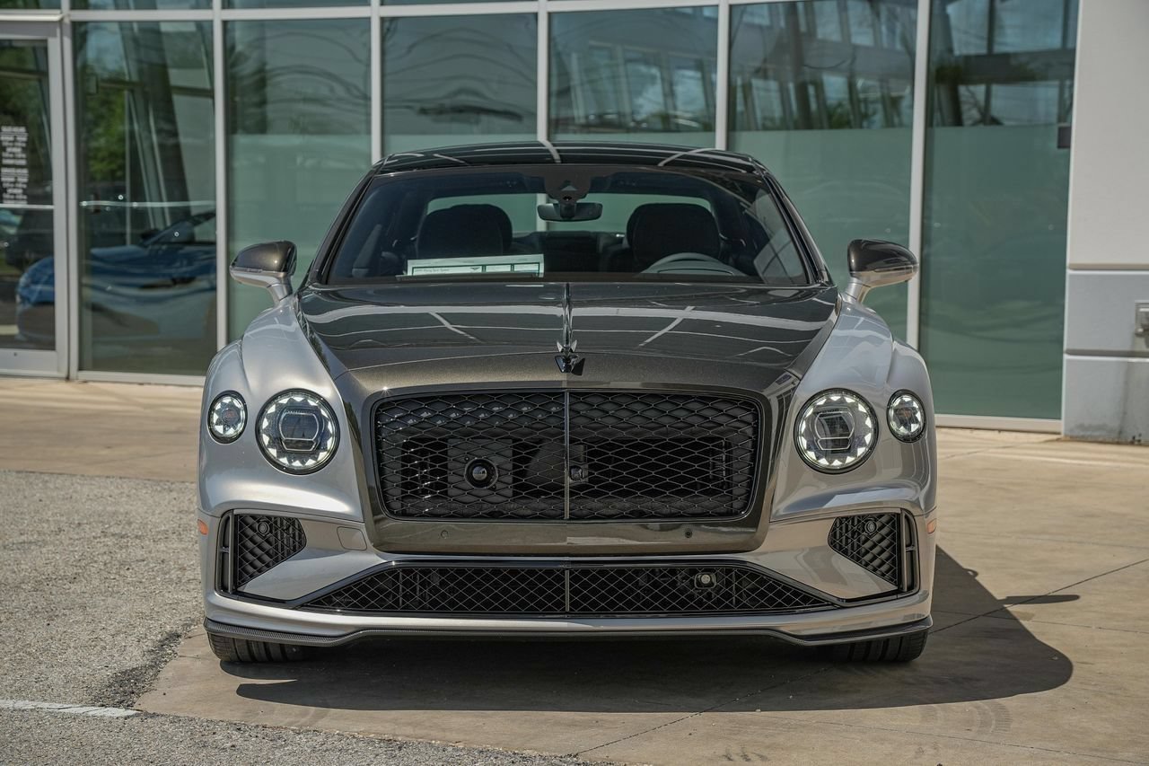 Certified 2025 Bentley Flying Spur Plug-In Hybrid AWD/4WD image 11