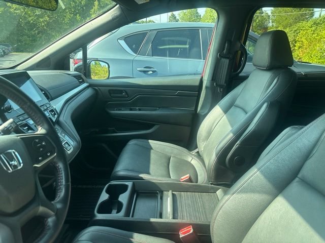 Used 2024 Honda Odyssey Sport image 5