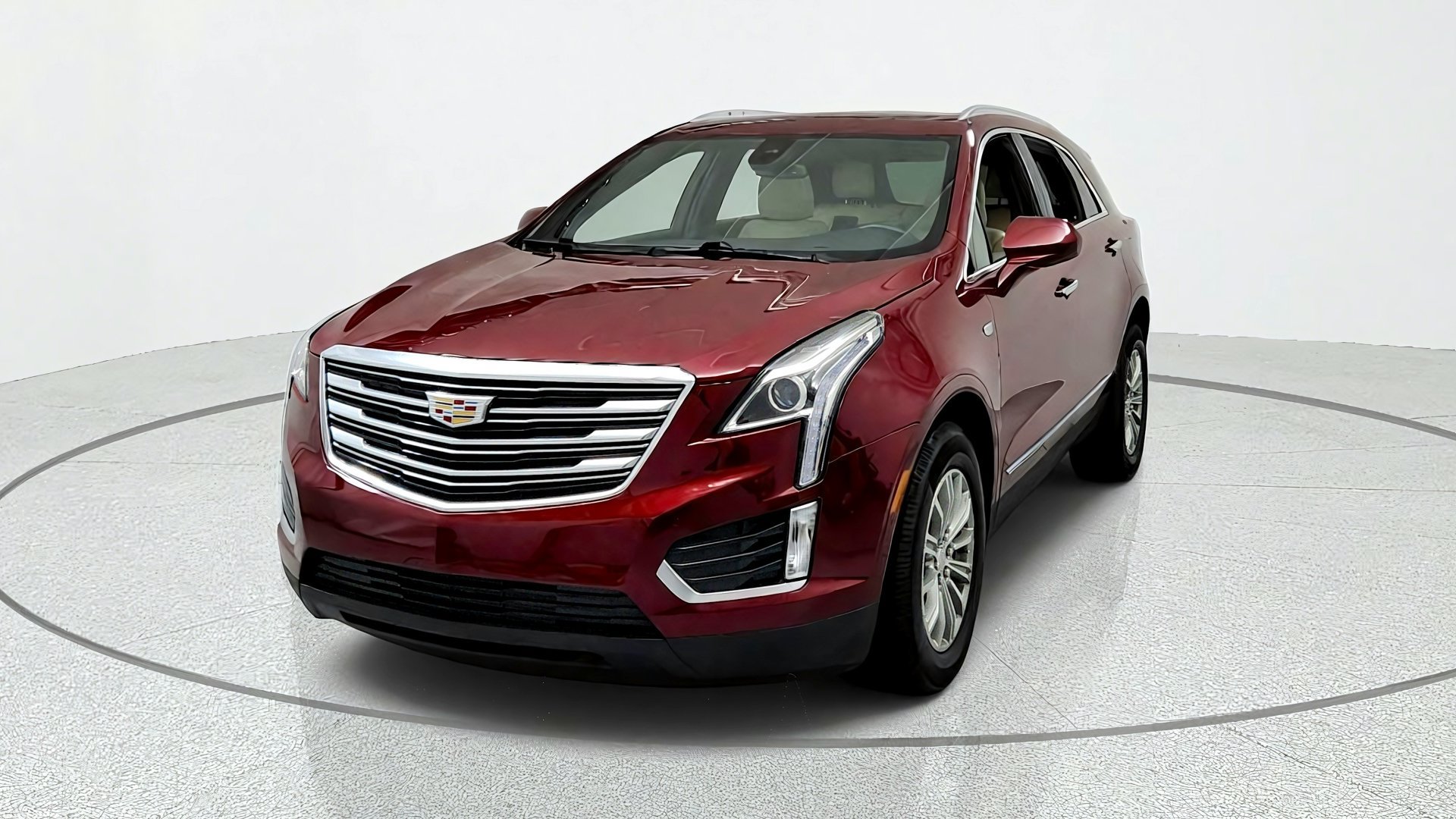 Used 2018 Cadillac XT5 Luxury w/ Driver Awareness Package FWD image 8