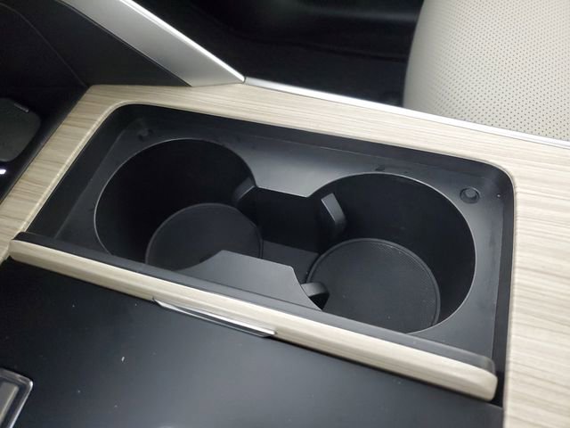 Certified 2025 MAZDA CX-90 Plug-In Hybrid w/ Preferred image 31