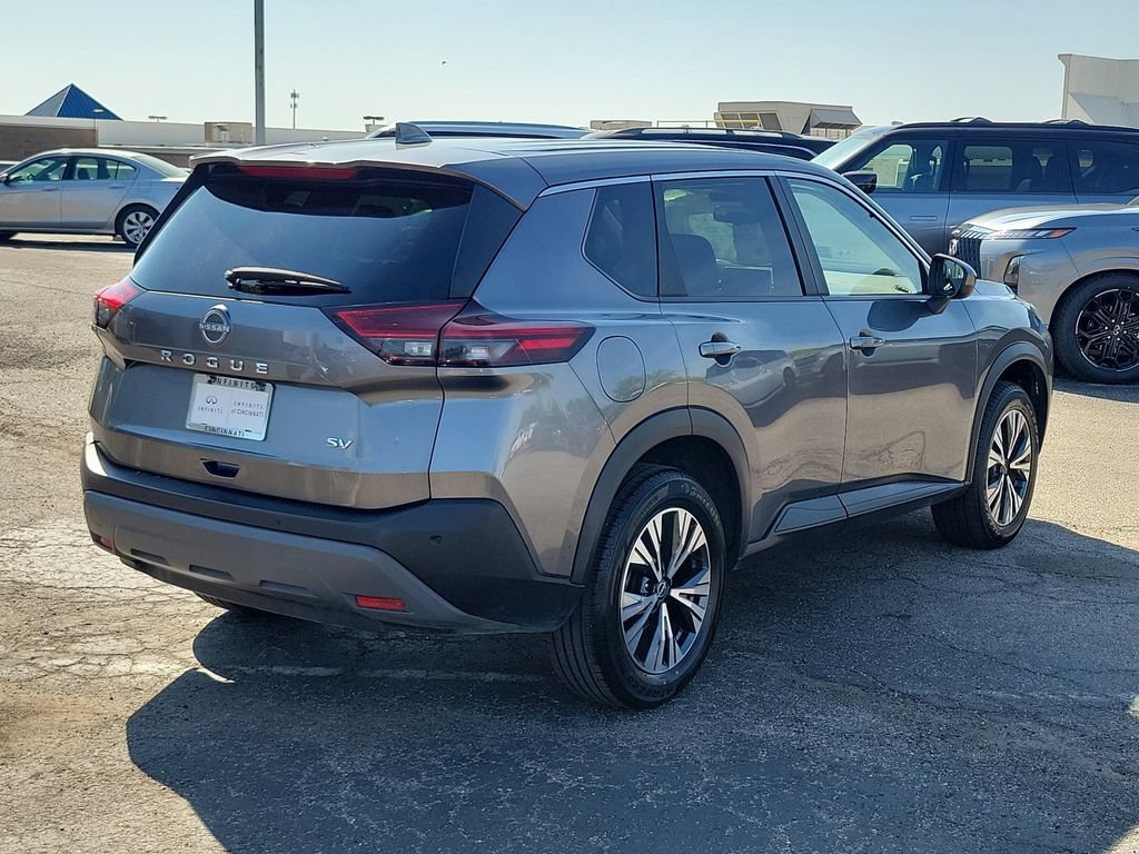 Used 2023 Nissan Rogue SV FWD image 5