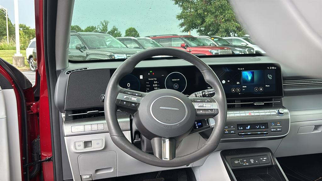 Used 2024 Hyundai Kona Limited AWD/4WD image 13