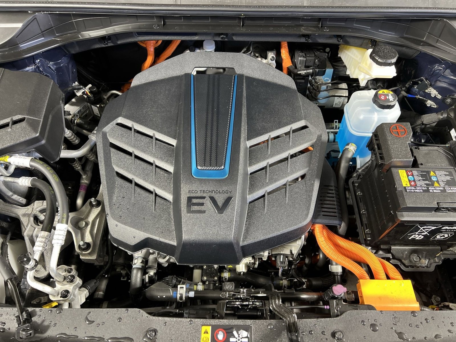 Used 2022 Kia Niro EX Premium w/ Cold Weather Package image 28