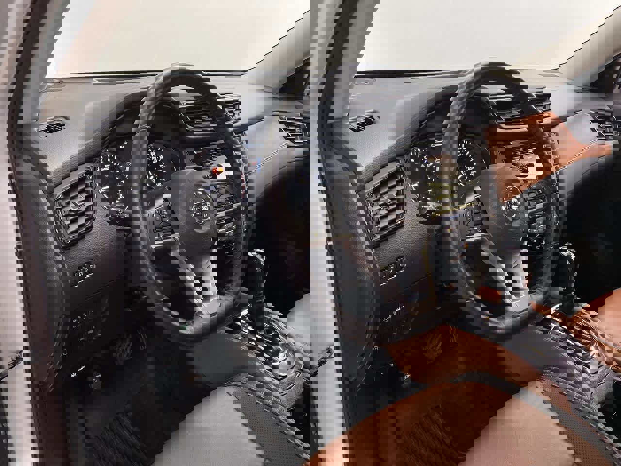 Used 2017 Nissan Rogue SL w/ SL Premium Package image 2