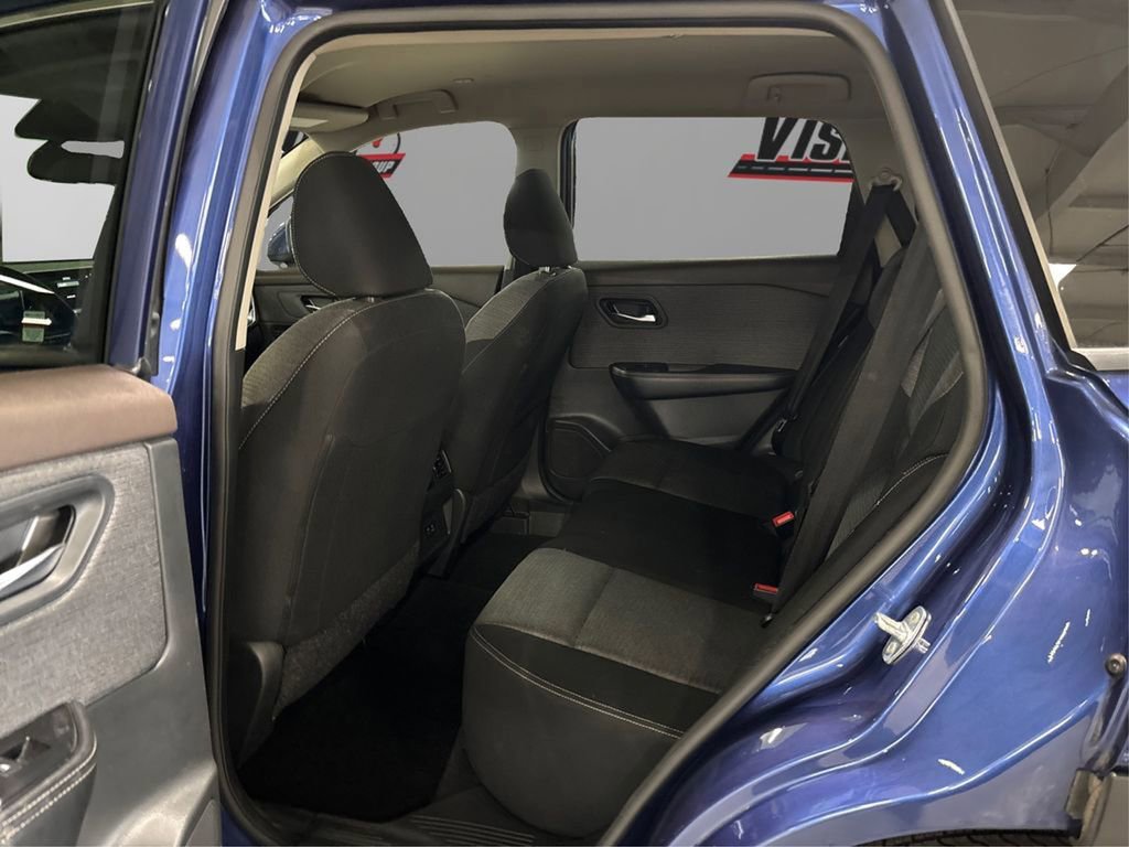 Certified 2023 Nissan Rogue SV image 10