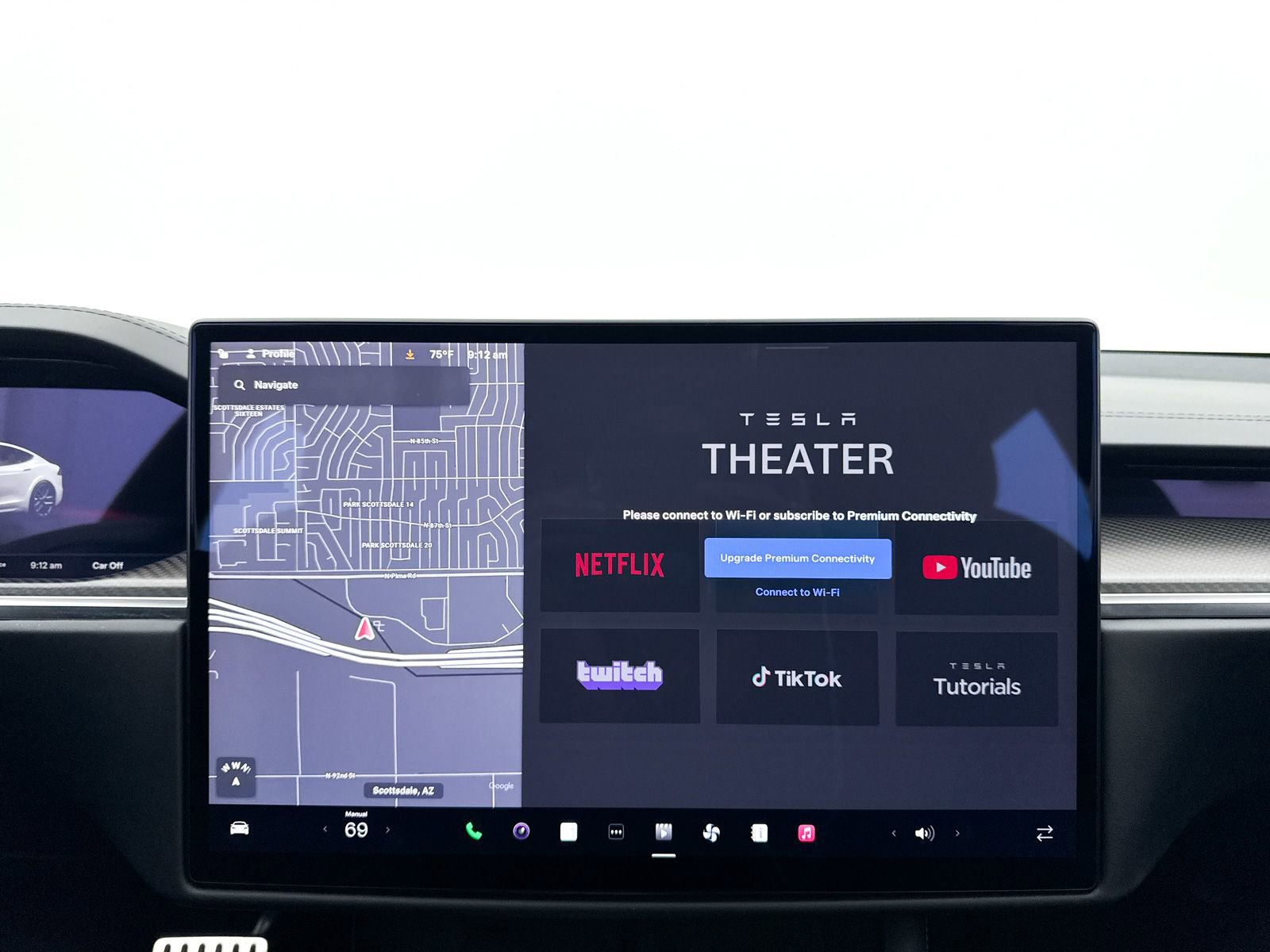 Used 2021 Tesla Model S Plaid image 6