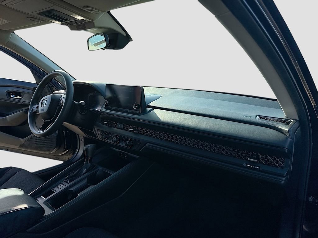 Used 2023 Honda Accord EX image 27