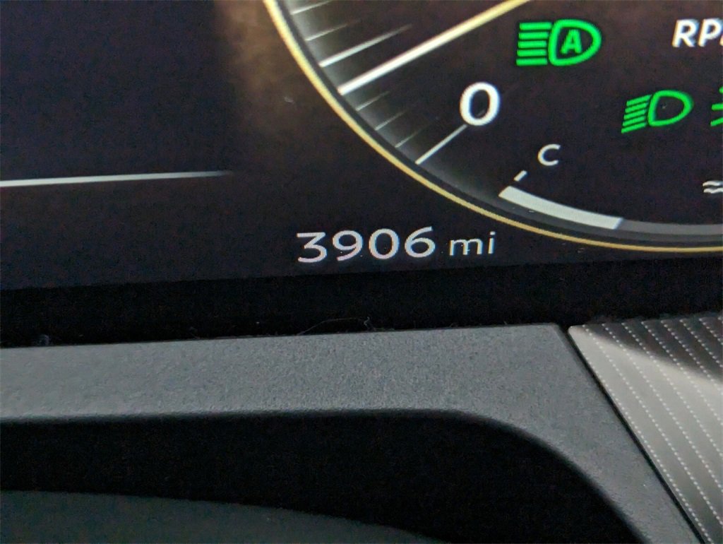 Used 2025 INFINITI QX80 Luxe image 26