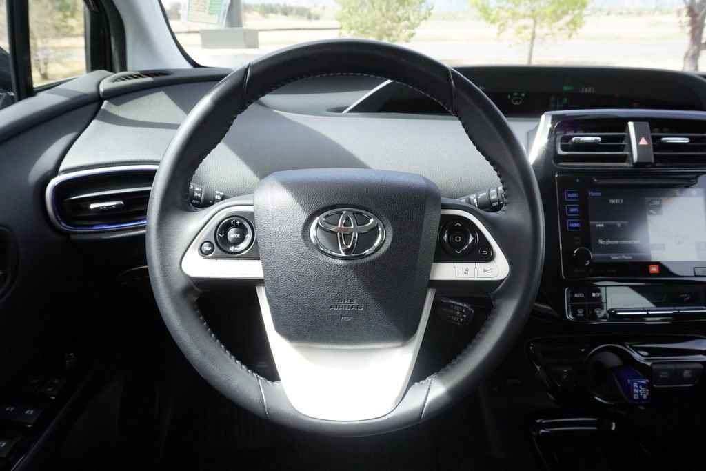 Used 2017 Toyota Prius Four Touring w/ Premium Convenience Package image 10