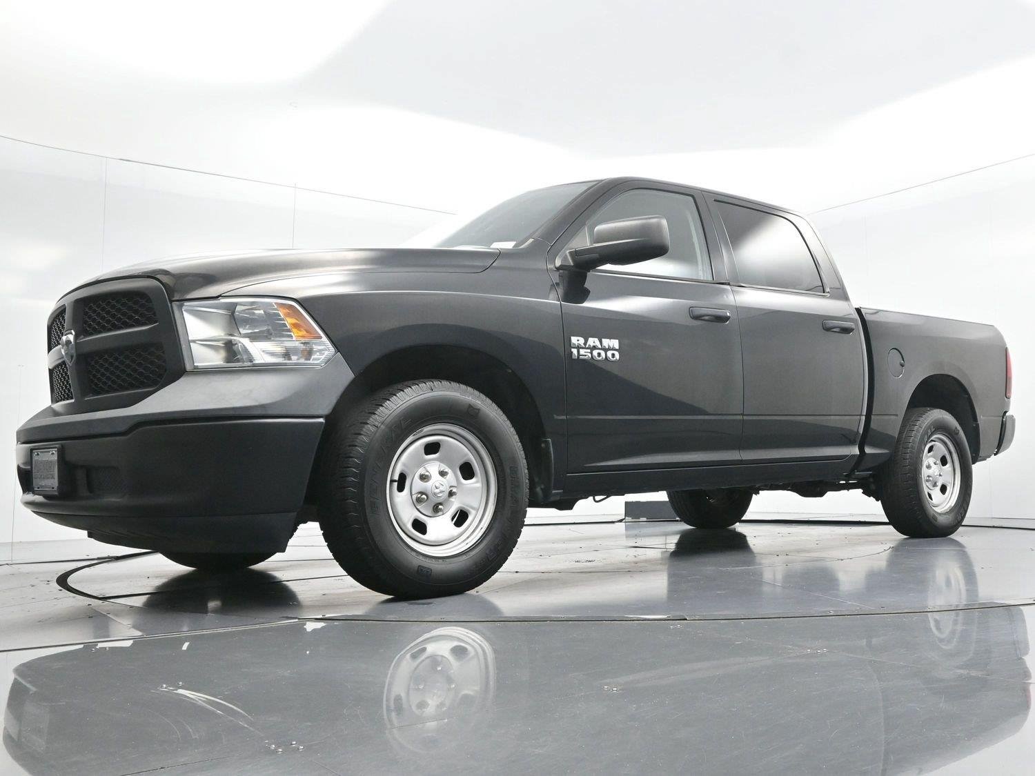 Used 2018 RAM 1500 Tradesman w/ Popular Equipment Group RWD image 43