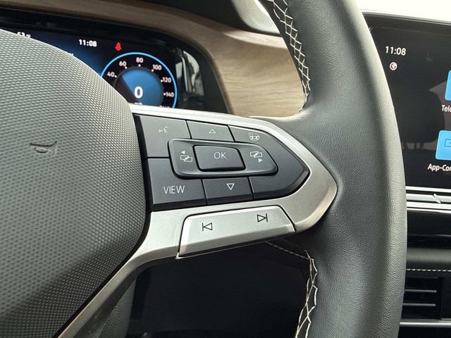 Certified 2025 Volkswagen Atlas SE image 25