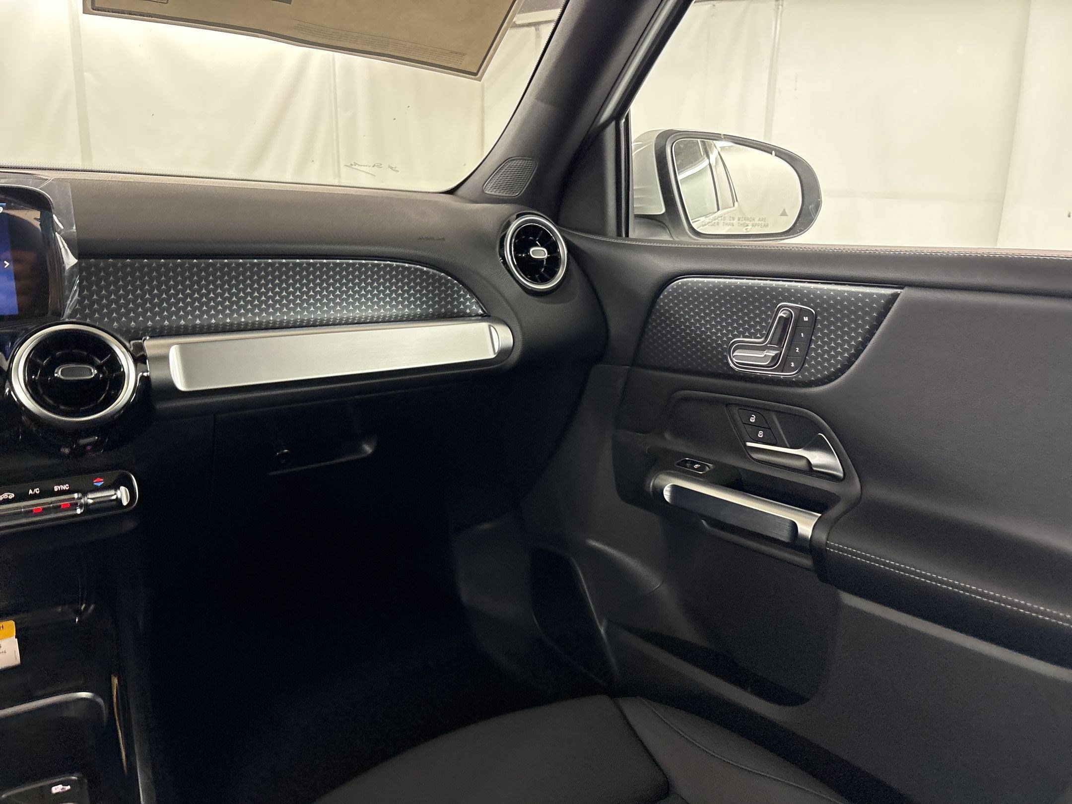 Certified 2026 Mercedes-Benz GLB 250 image 62