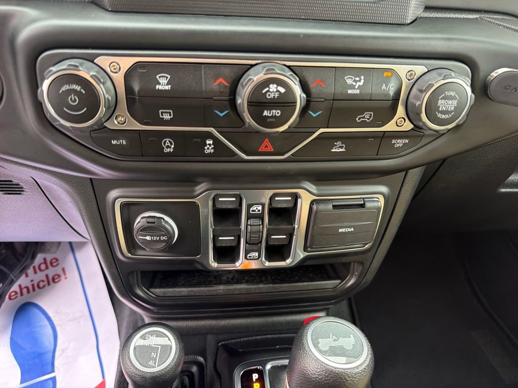 Used 2023 Jeep Wrangler Unlimited Sport AWD/4WD image 33