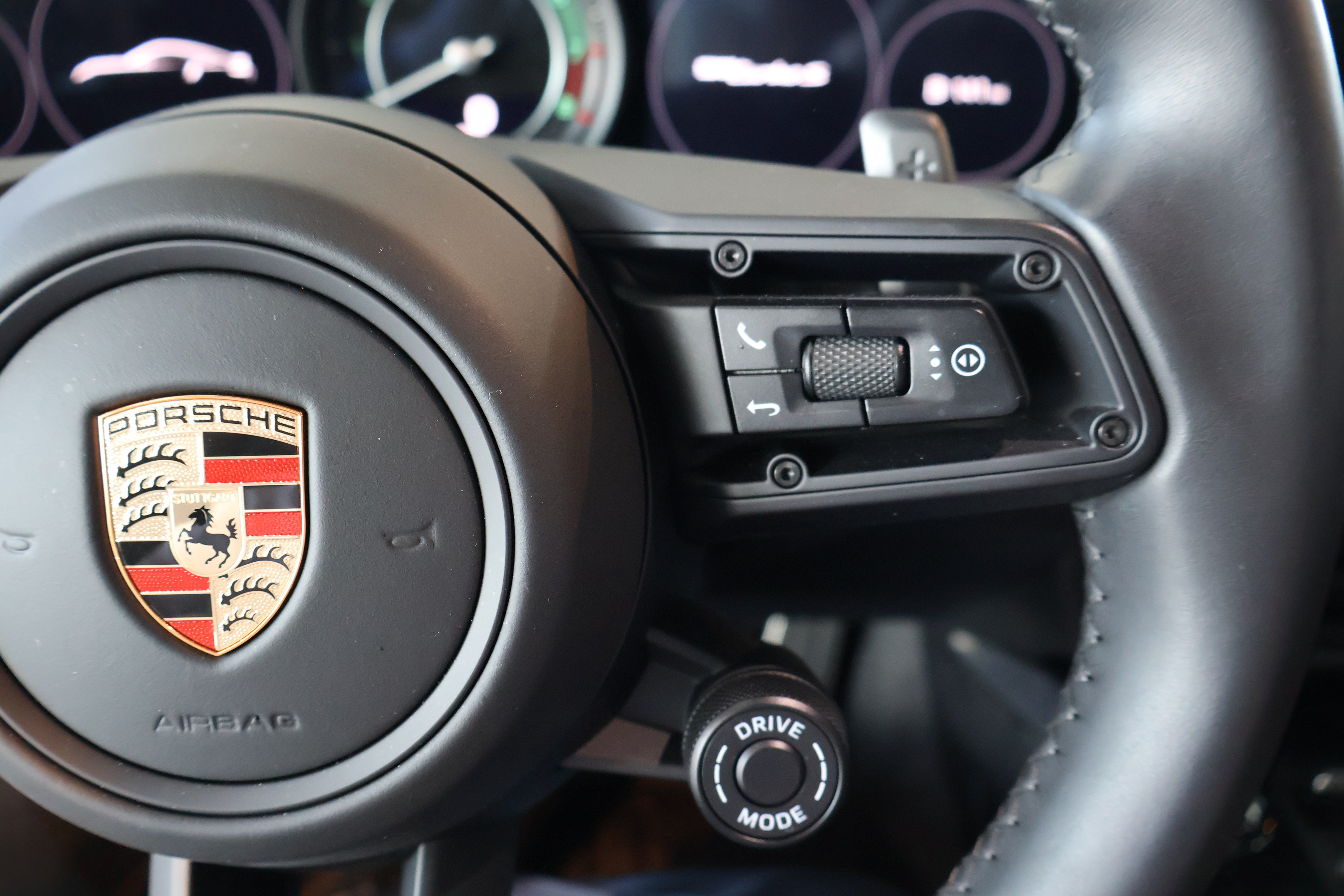Used 2025 Porsche 911 Turbo S AWD/4WD image 17