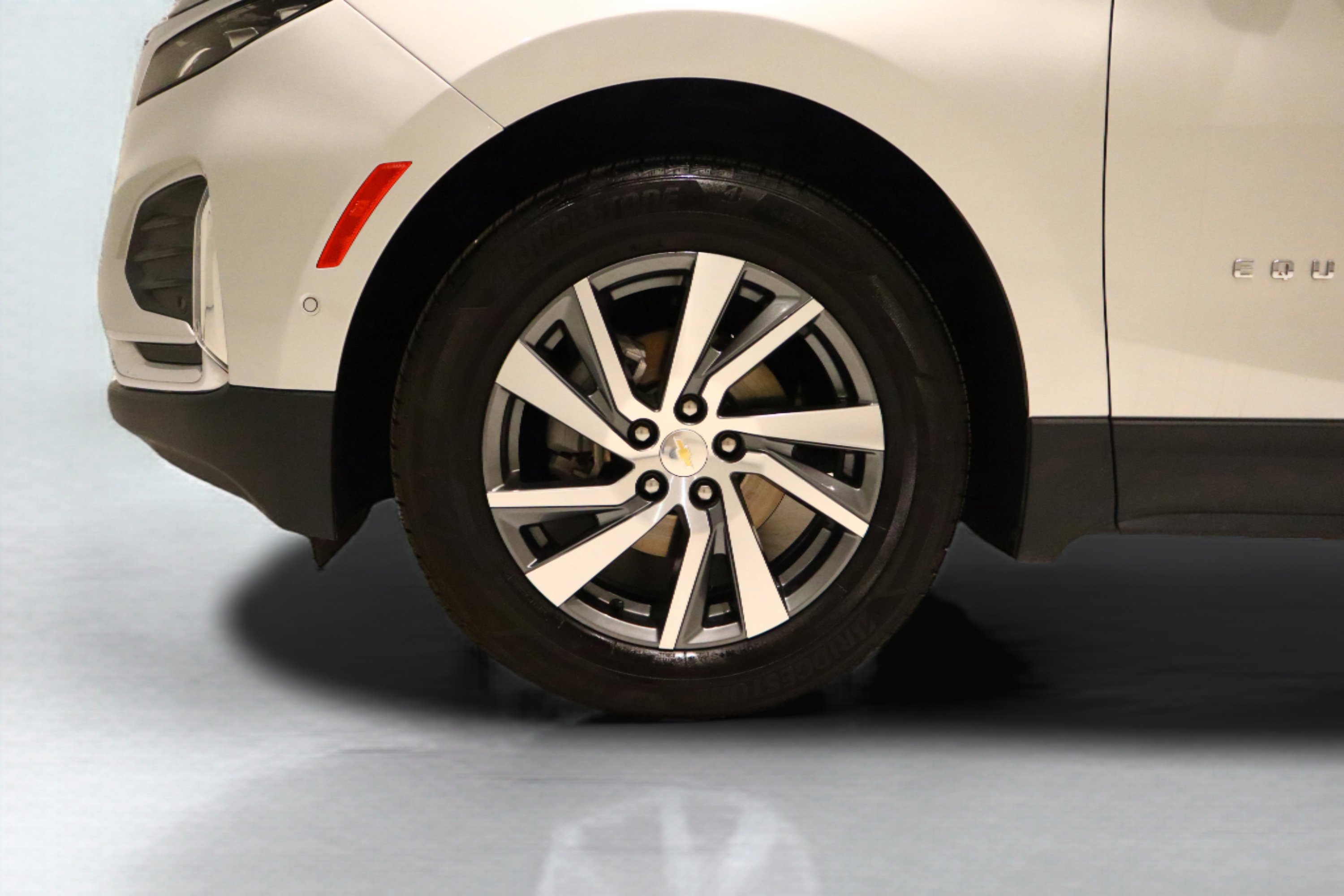 Used 2022 Chevrolet Equinox Premier image 7