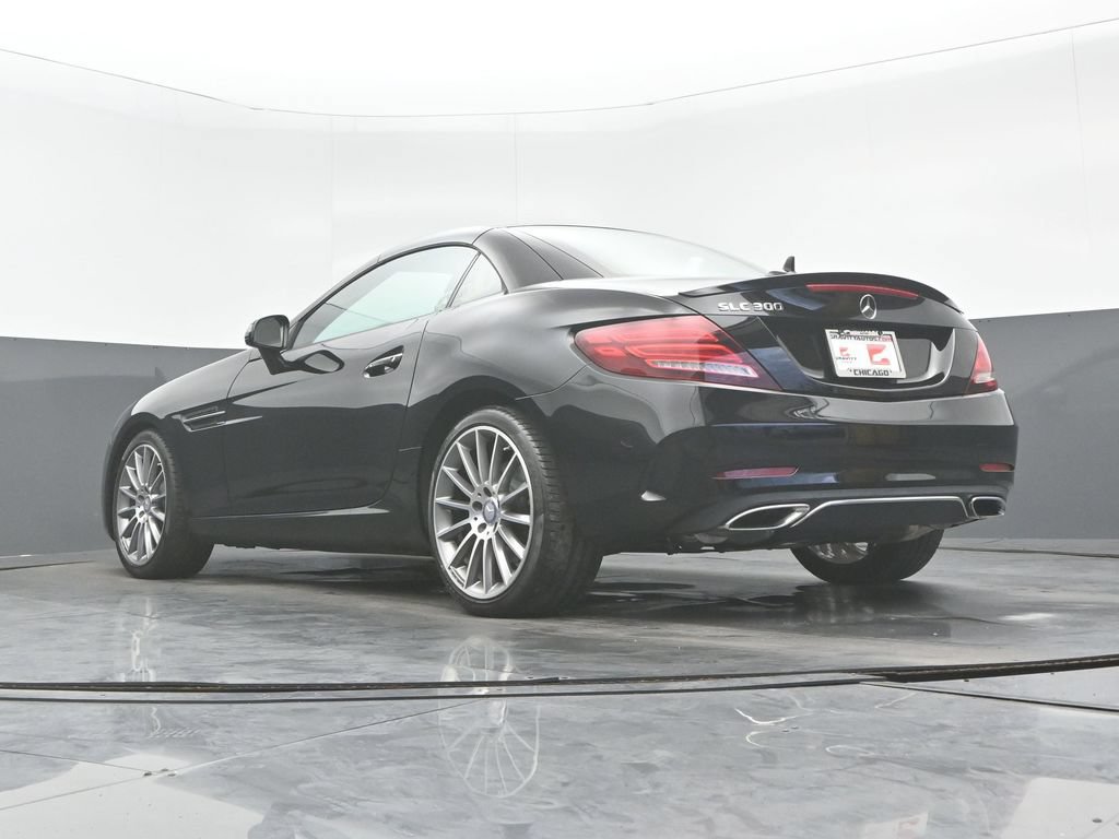 Used 2017 Mercedes-Benz SLC 300 image 27