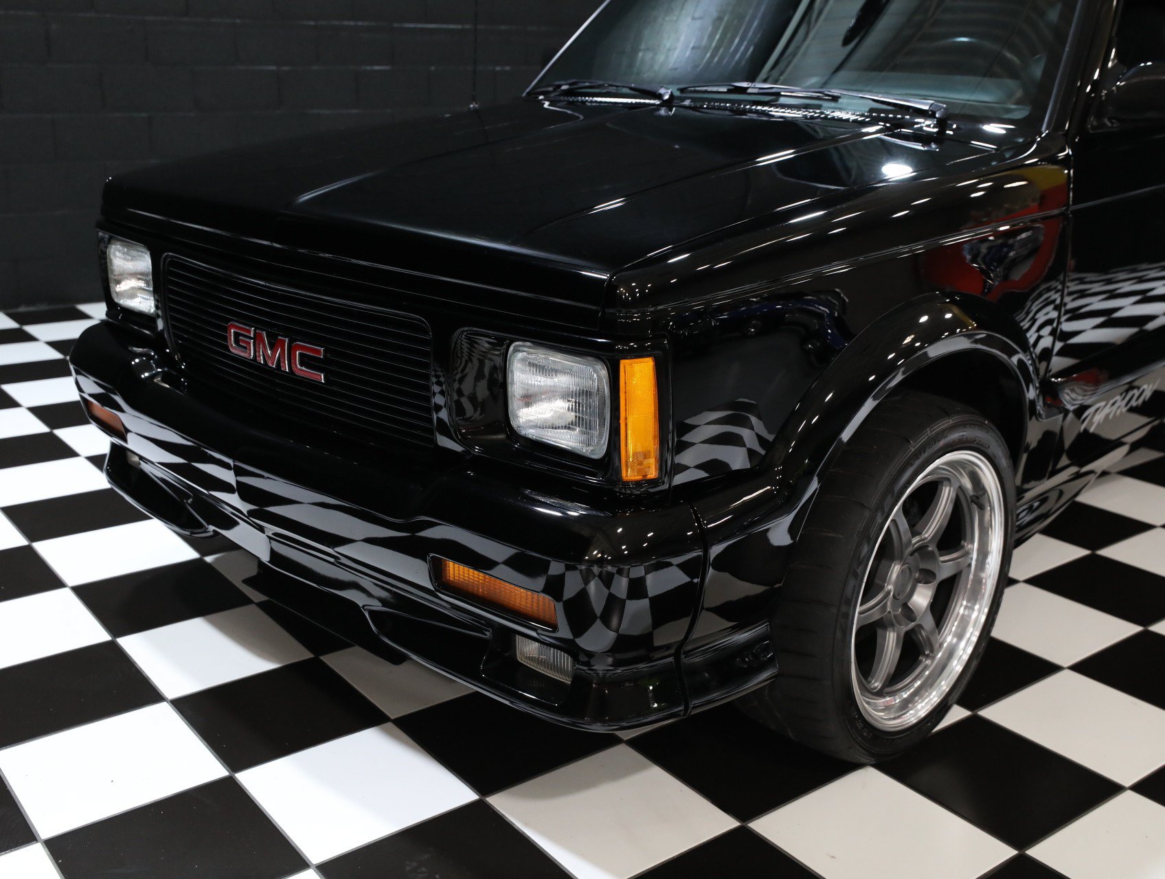 Used 1993 GMC Typhoon AWD/4WD image 7