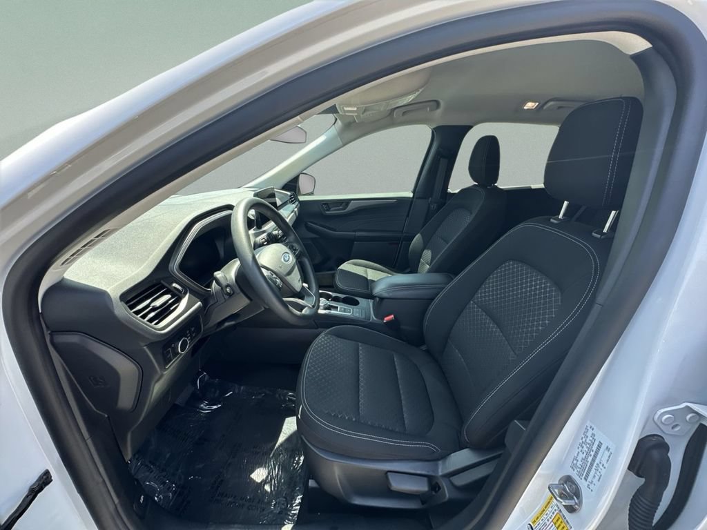 Used 2025 Ford Escape Active FWD image 18