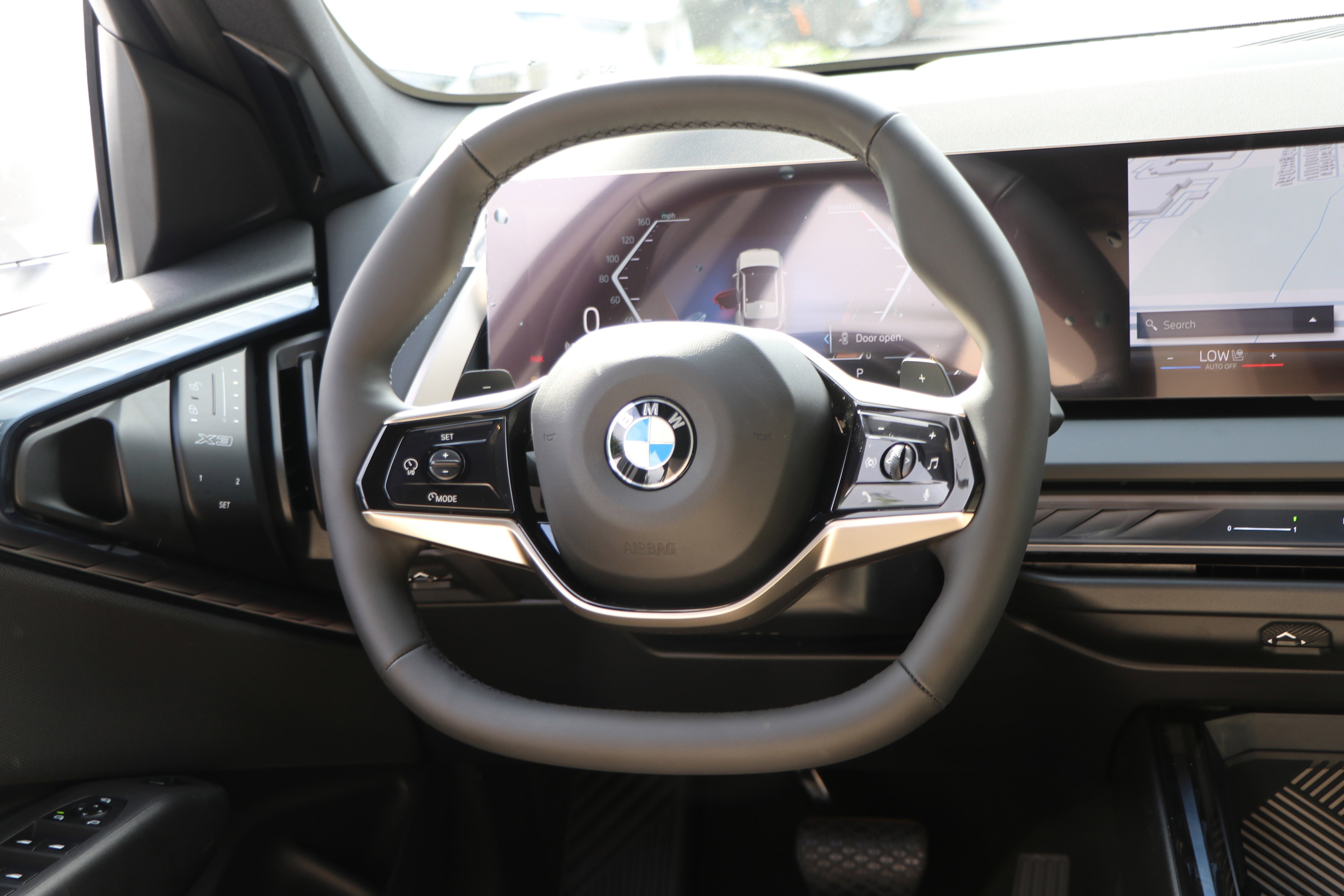 Used 2025 BMW X3 xDrive30 w/ Convenience Package AWD/4WD image 29