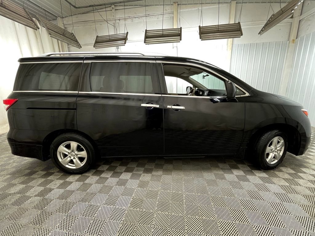 Used 2016 Nissan Quest SV w/ Leather Package image 19